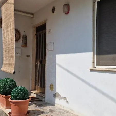 Casa Del Nonnino 아파트 포사세시아